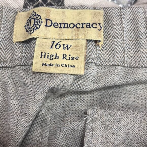 Democracy Patterned Flat Front Pants - Picture 7 of 7